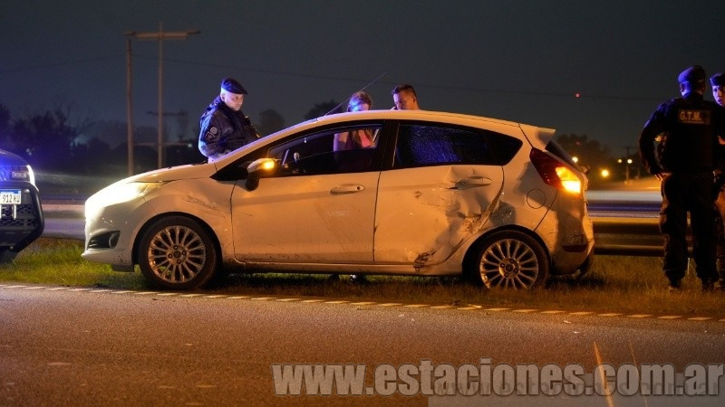 Siniestro vial entre dos autos y un camión con combustible en ...