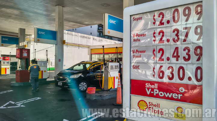 Sigue la suba de la nafta en la Argentina: saltó casi 23% desde el ...